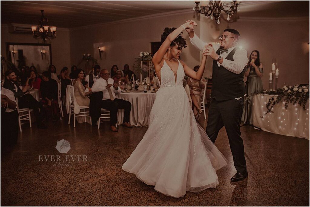 first dance scape town wedding photographer